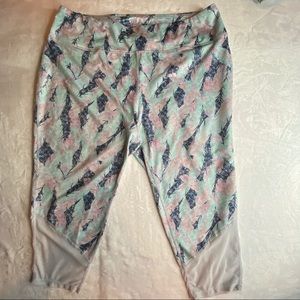 ProPlayer workout size 2X Capri leggings